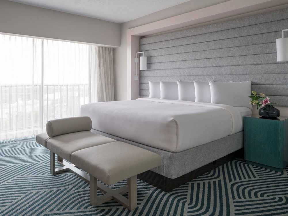 Hyatt Regency Grand Cypress — Hotel rooms in Orlando, Florida