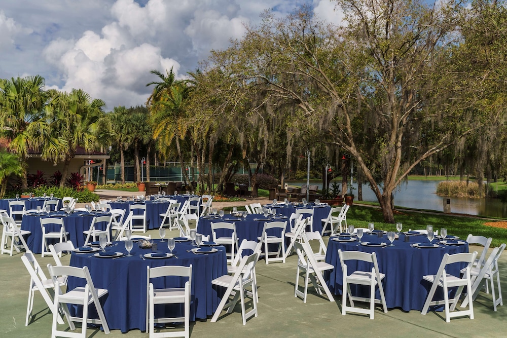 Hyatt Regency Grand Cypress — Hotel building in Orlando, Florida