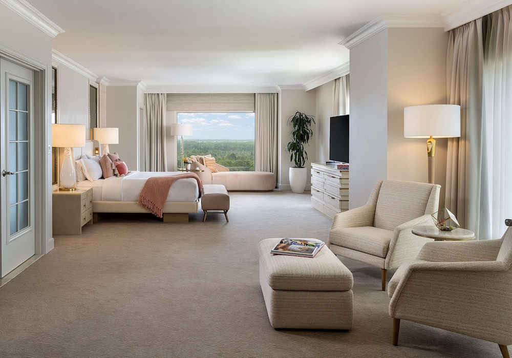 Waldorf Astoria Orlando - An Official Walt Disney World® Hotel — Hotel rooms in Orlando, Florida