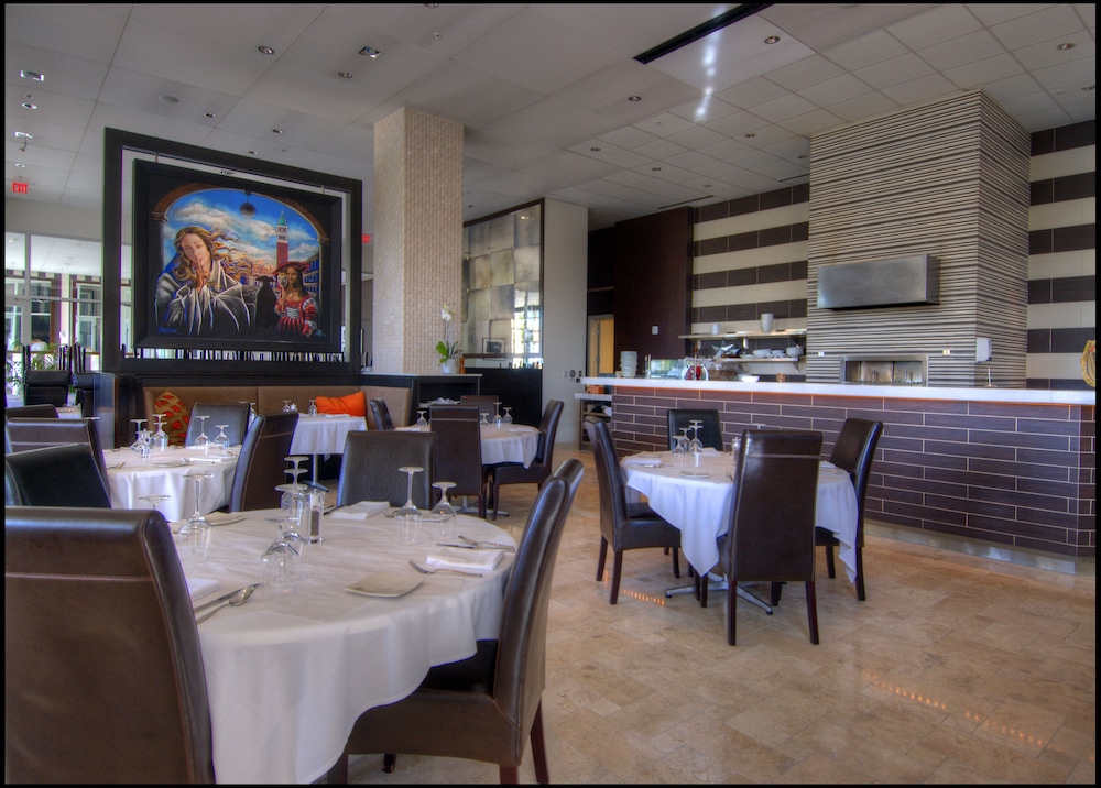 Waldorf Astoria Orlando - An Official Walt Disney World® Hotel — Restaurant & bars in Orlando, Florida