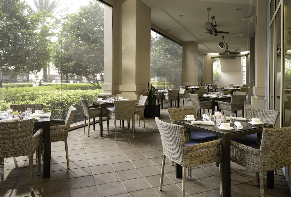 Waldorf Astoria Orlando - An Official Walt Disney World® Hotel — Restaurant & bars in Orlando, Florida