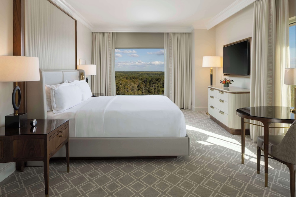 Waldorf Astoria Orlando - An Official Walt Disney World® Hotel — Hotel rooms in Orlando, Florida
