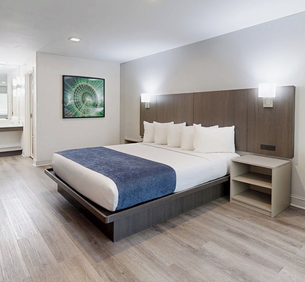 Avanti International Resort — Hotel rooms in Orlando, Florida