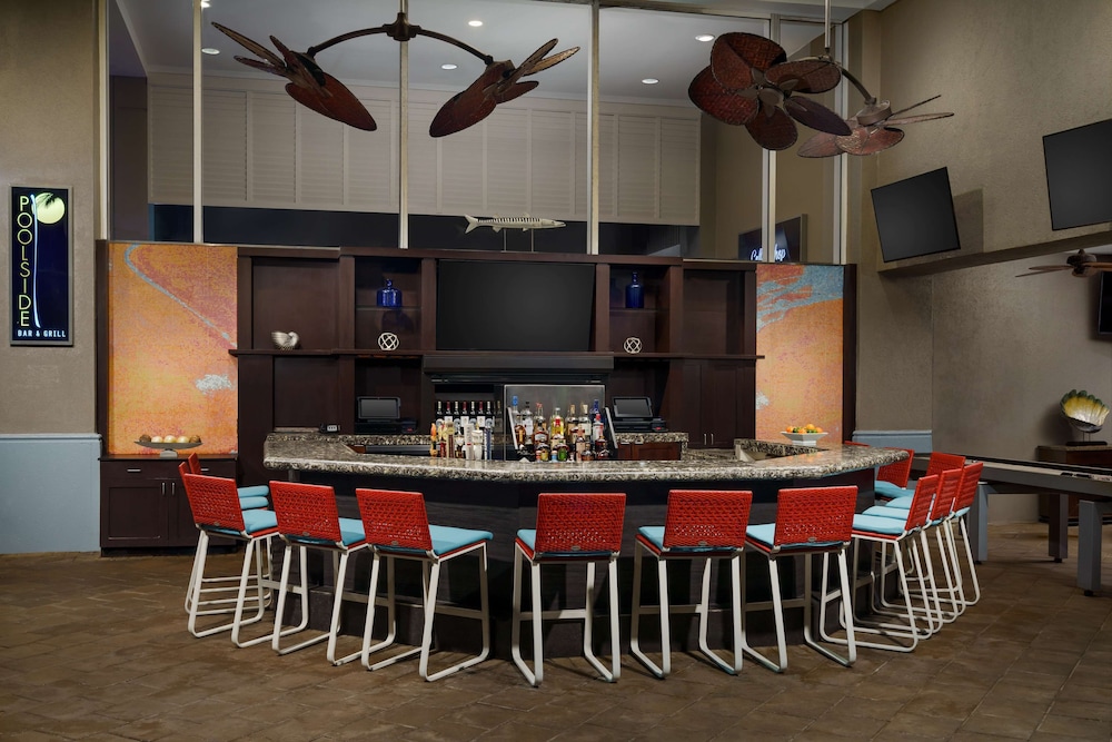 Embassy Suites by Hilton Orlando Lake Buena Vista Resort — Restaurant & bars in Orlando, Florida