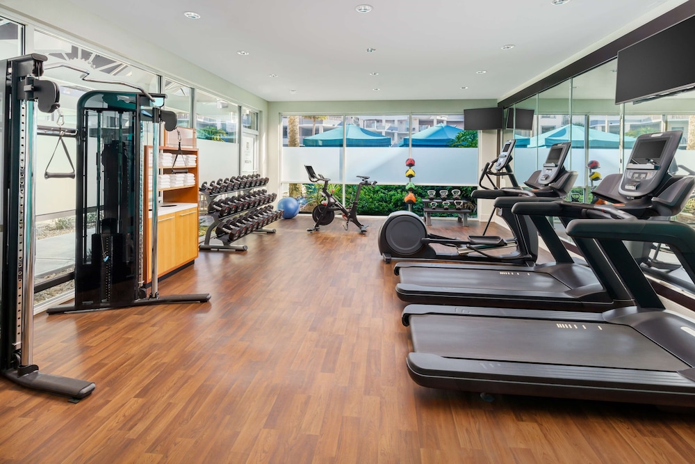 Embassy Suites by Hilton Orlando Lake Buena Vista Resort — Sports & recreation in Orlando, Florida