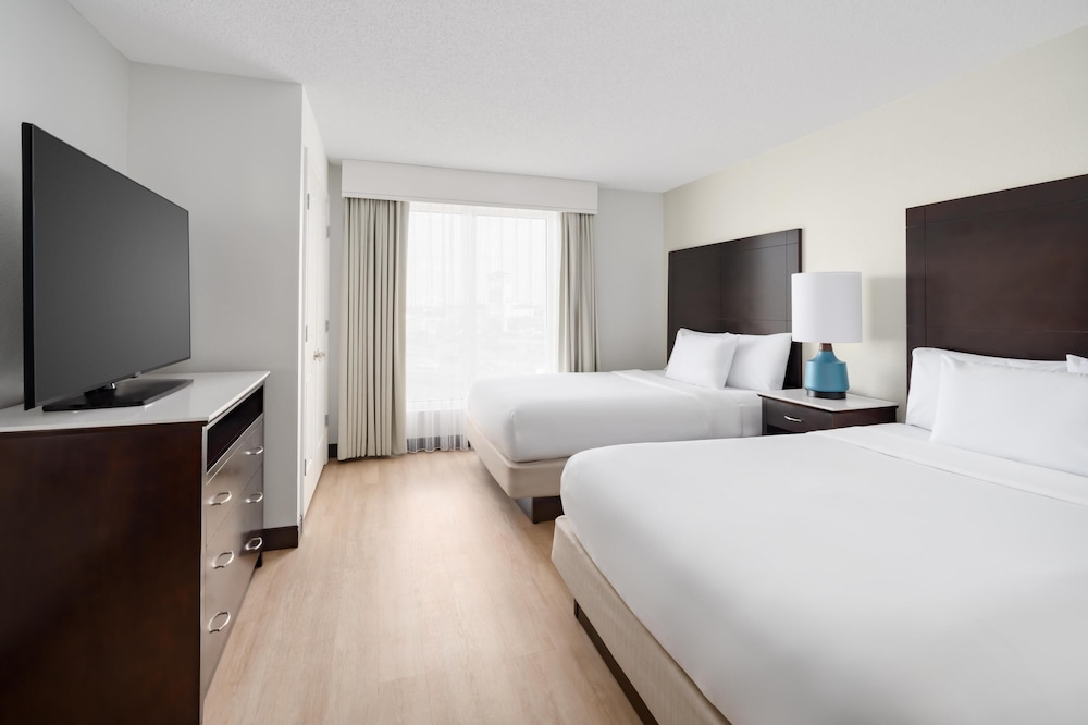 Embassy Suites by Hilton Orlando Lake Buena Vista Resort — Hotel rooms in Orlando, Florida