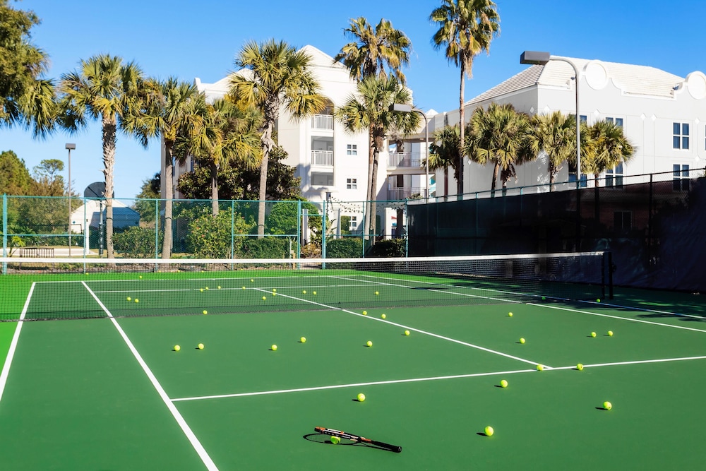 Embassy Suites by Hilton Orlando Lake Buena Vista Resort — Sports & recreation in Orlando, Florida