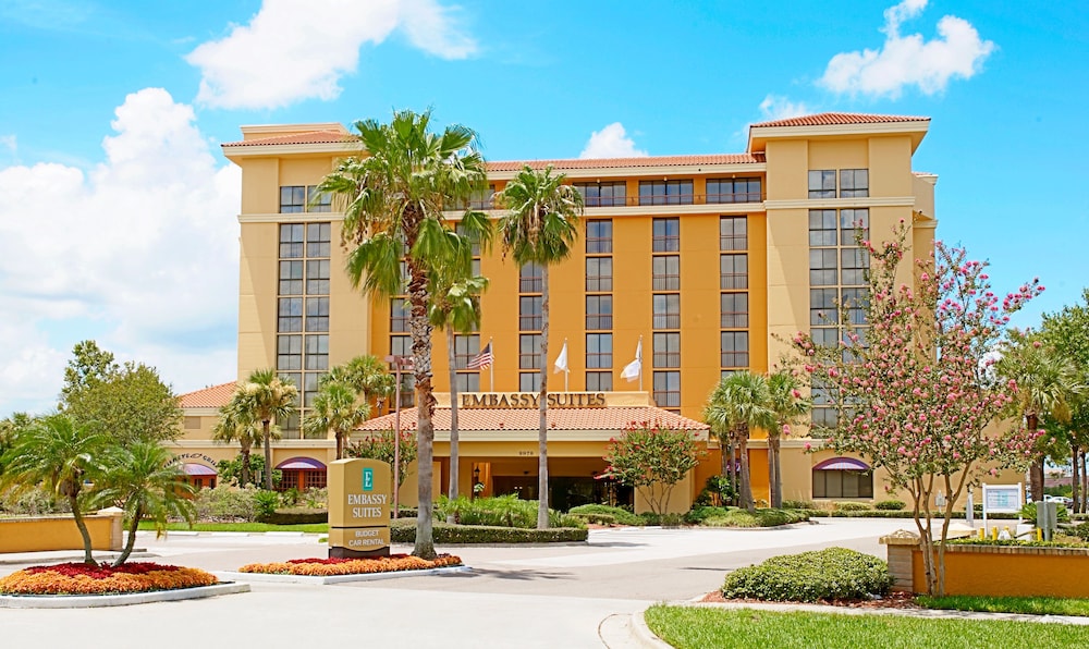 Embassy Suites by Hilton Orlando International Dr Conv Ctr — Hotel building in Orlando, Florida