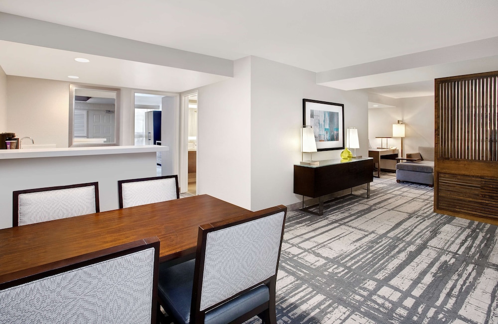 Embassy Suites by Hilton Orlando International Dr Conv Ctr — Hotel rooms in Orlando, Florida