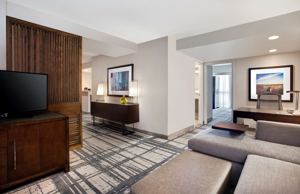 Embassy Suites by Hilton Orlando International Dr Conv Ctr — Hotel rooms in Orlando, Florida