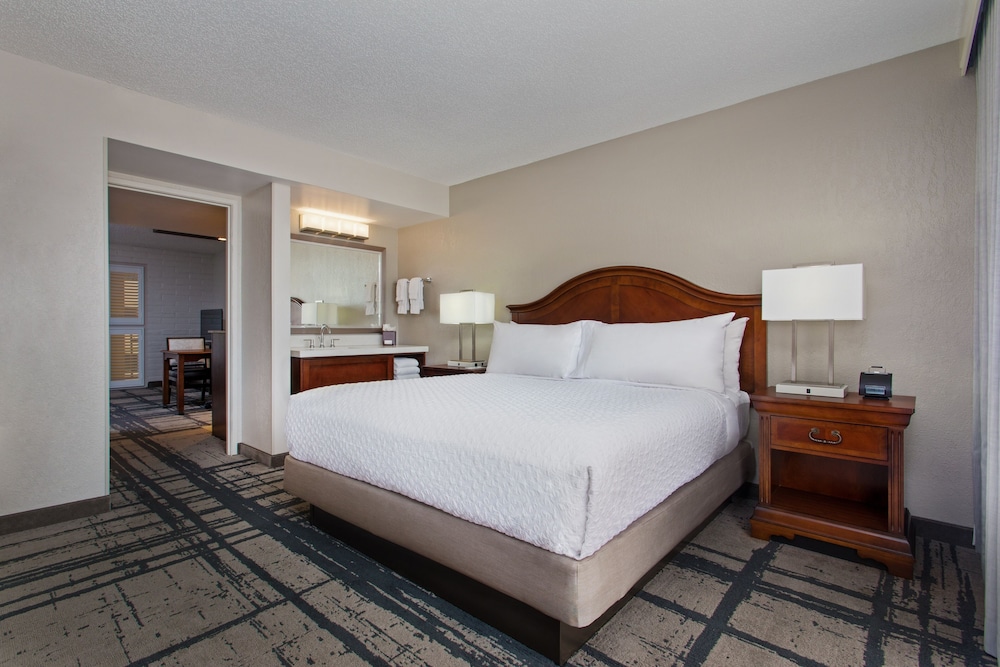Embassy Suites by Hilton Orlando International Dr Conv Ctr — Hotel rooms in Orlando, Florida