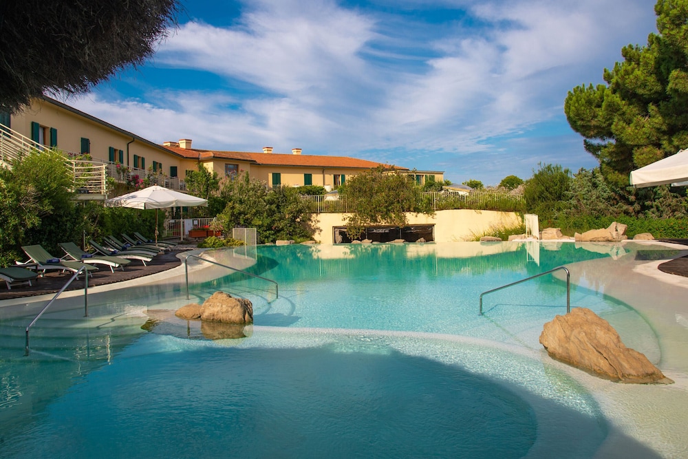 Tombolo Talasso & Beach Resort — Main photo in Castagneto Carducci, Tuscany