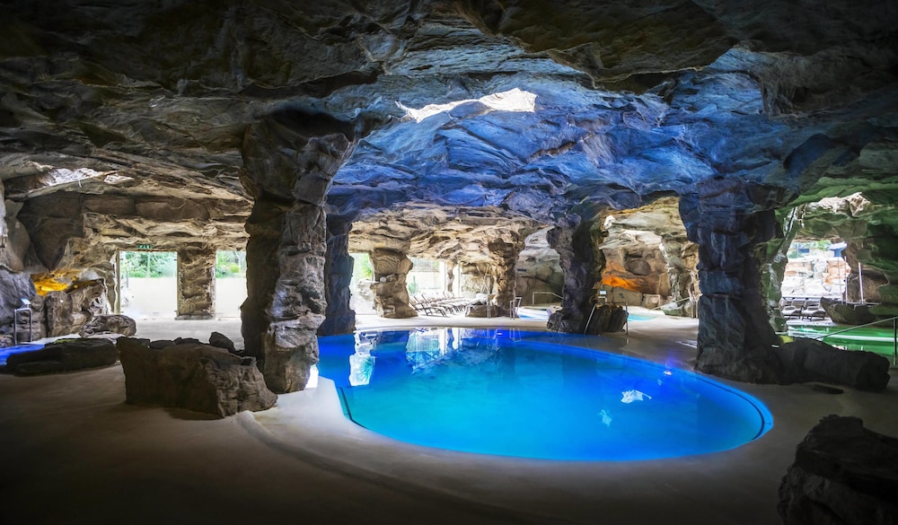 Tombolo Talasso & Beach Resort — Swimming pool in Castagneto Carducci, Tuscany