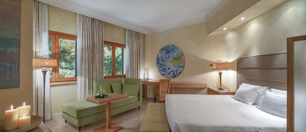 Tombolo Talasso & Beach Resort — Hotel rooms in Castagneto Carducci, Tuscany