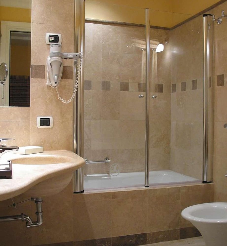 Tombolo Talasso & Beach Resort — Hotel rooms in Castagneto Carducci, Tuscany