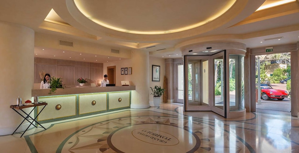 Tombolo Talasso & Beach Resort — Hotel building in Castagneto Carducci, Tuscany