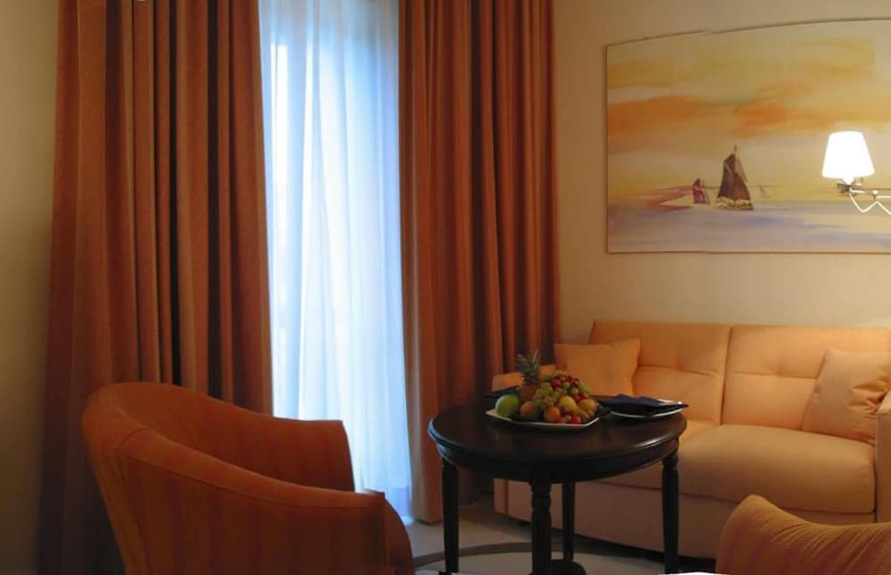 Tombolo Talasso & Beach Resort — Hotel rooms in Castagneto Carducci, Tuscany