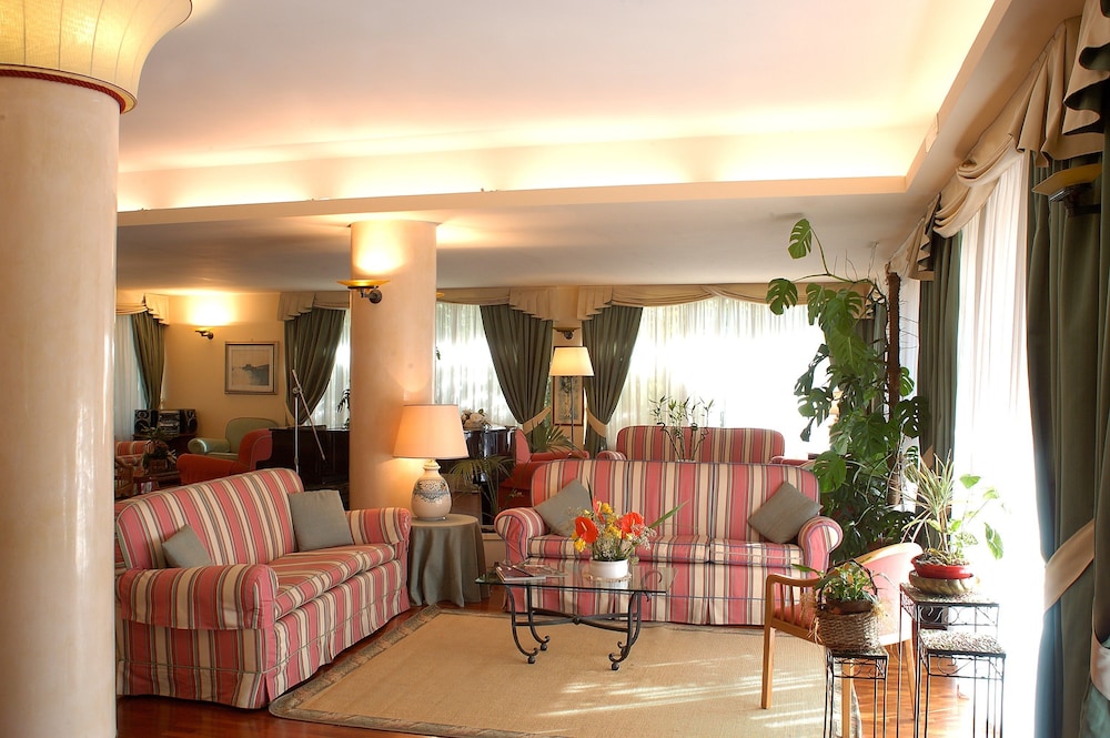 Hotel Torretta — Hotel building in Montecatini Terme, Tuscany