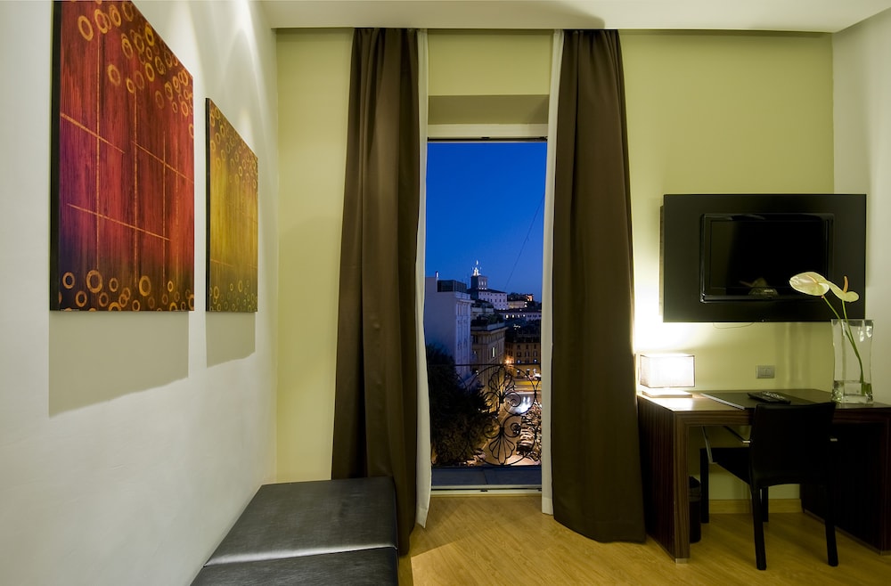 Trevi Collection Hotel - Trevi Hotels Group — Hotel rooms in Rome, Lazio