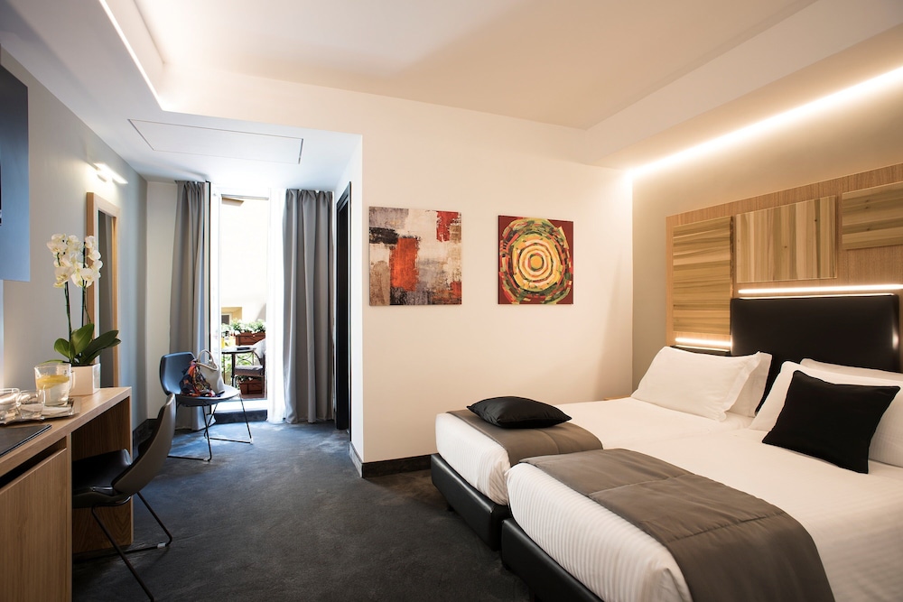 Trevi Collection Hotel - Trevi Hotels Group — Hotel rooms in Rome, Lazio