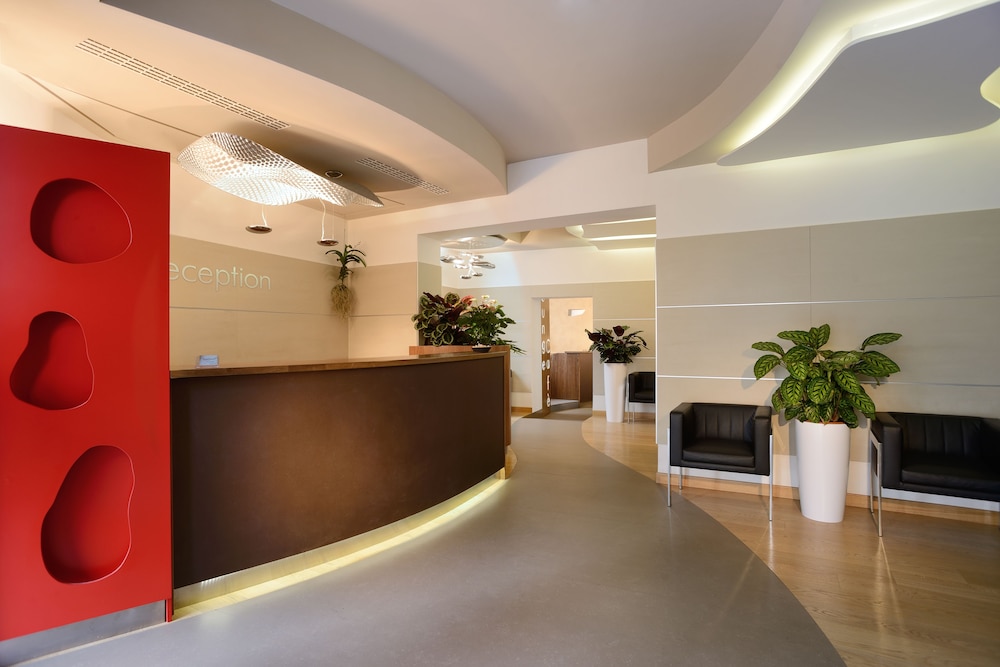 Trevi Collection Hotel - Trevi Hotels Group — Hotel building in Rome, Lazio