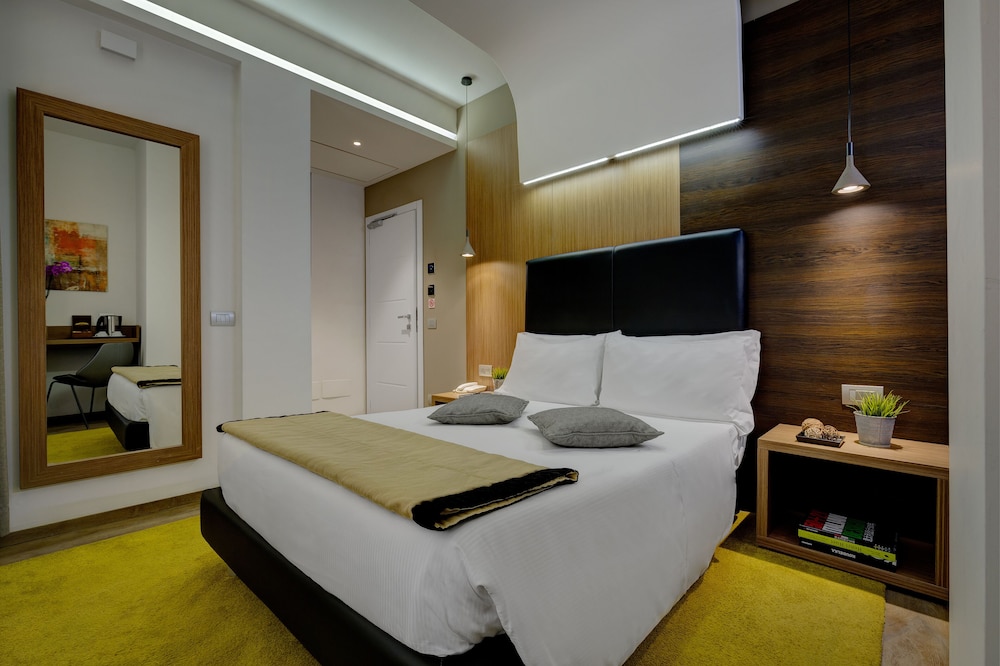 Trevi Collection Hotel - Trevi Hotels Group — Hotel rooms in Rome, Lazio