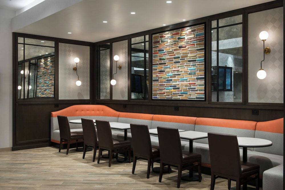 Boston Marriott Copley Place — Restaurant & bars in Boston, Massachusetts