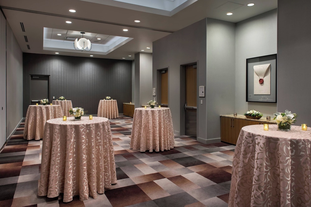 Boston Marriott Copley Place — Restaurant & bars in Boston, Massachusetts