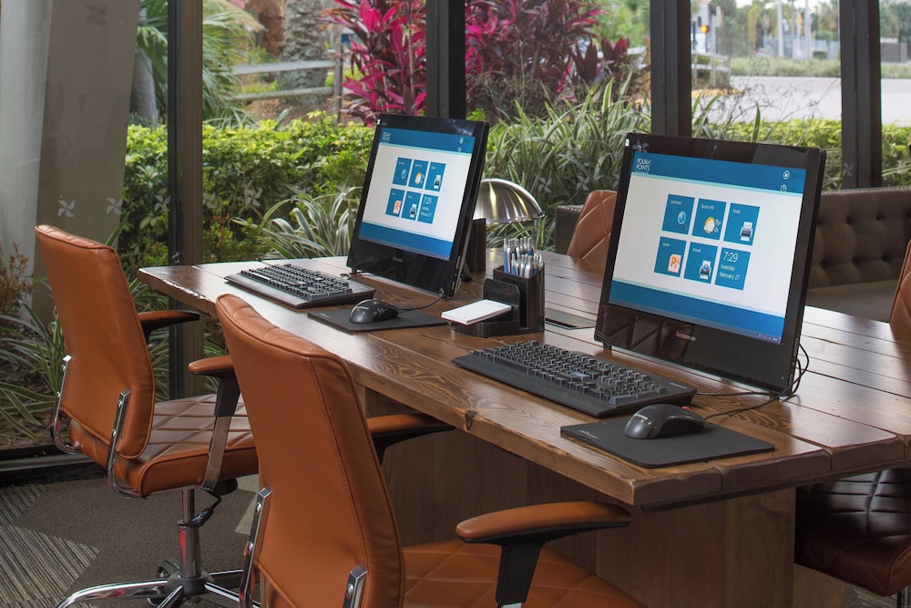 Four Points by Sheraton Orlando International Drive — Hotel building in Orlando, Florida