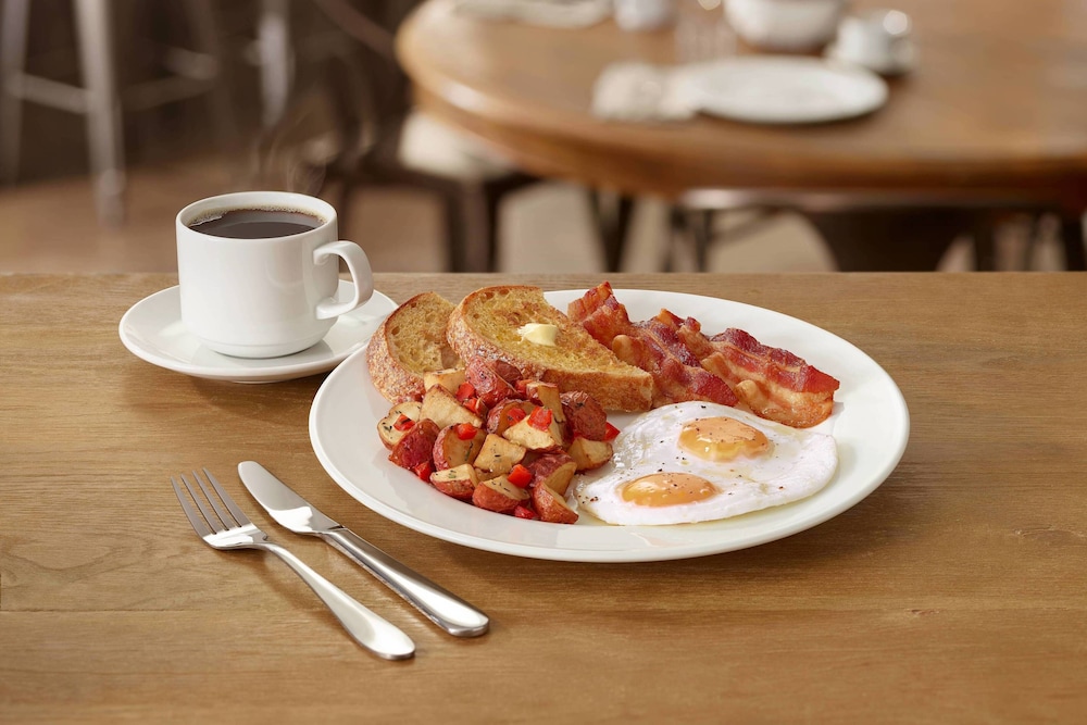 Four Points by Sheraton Orlando International Drive — Restaurant & bars in Orlando, Florida