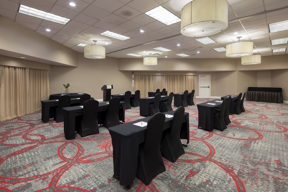 Four Points by Sheraton Orlando International Drive — Hotel building in Orlando, Florida