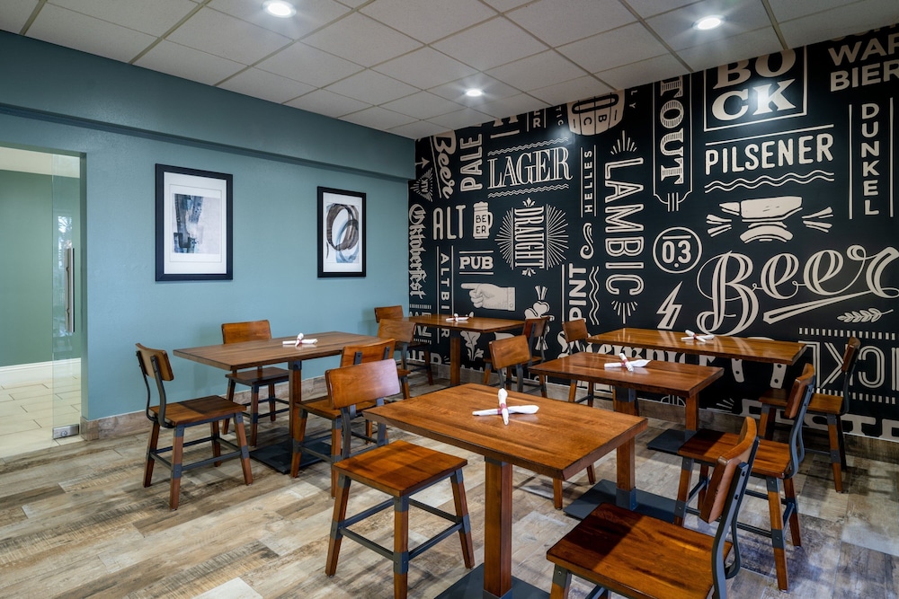 Four Points by Sheraton Orlando International Drive — Restaurant & bars in Orlando, Florida