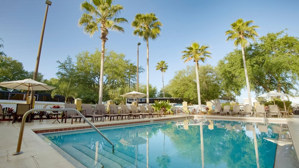 Galleria Palms Hotel — Swimming pool in Kissimmee, Florida