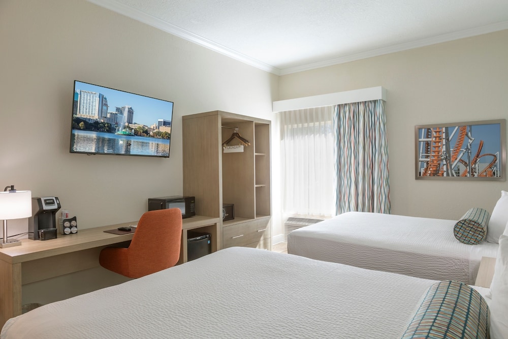 Galleria Palms Hotel — Hotel rooms in Kissimmee, Florida