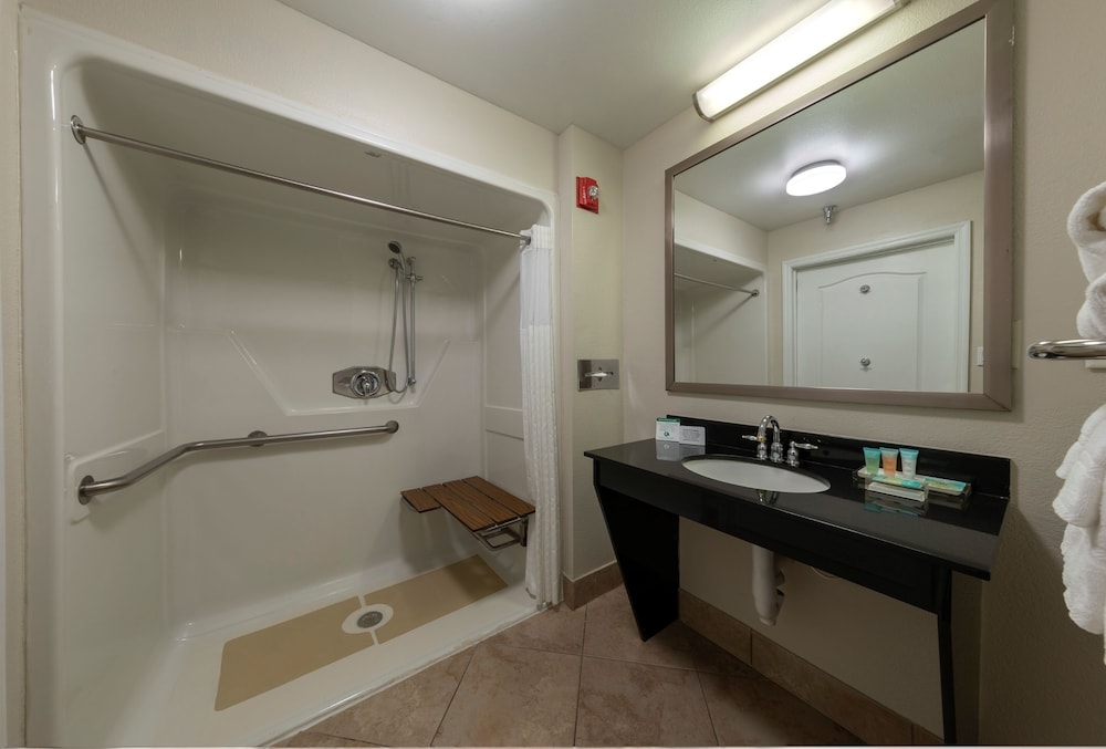 Galleria Palms Hotel — Hotel rooms in Kissimmee, Florida