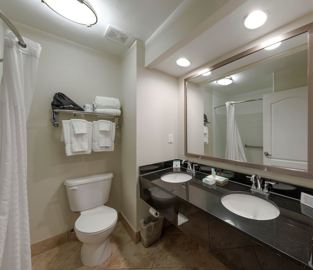 Galleria Palms Hotel — Hotel rooms in Kissimmee, Florida