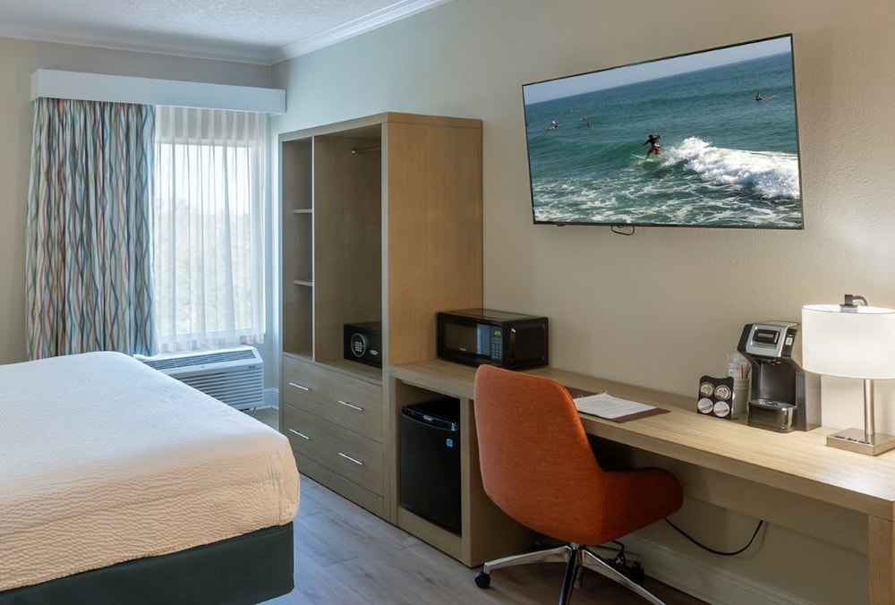 Galleria Palms Hotel — Hotel rooms in Kissimmee, Florida