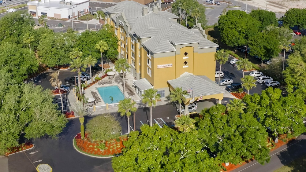 Galleria Palms Hotel — Hotel building in Kissimmee, Florida