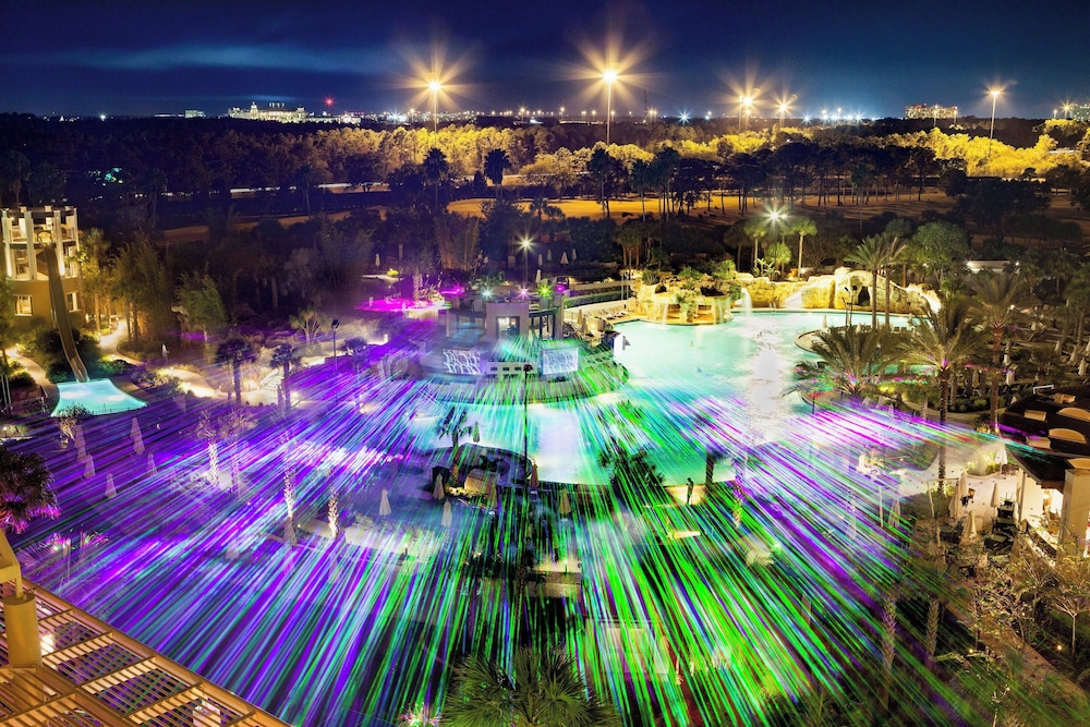 Orlando World Center Marriott — Swimming pool in Orlando, Florida