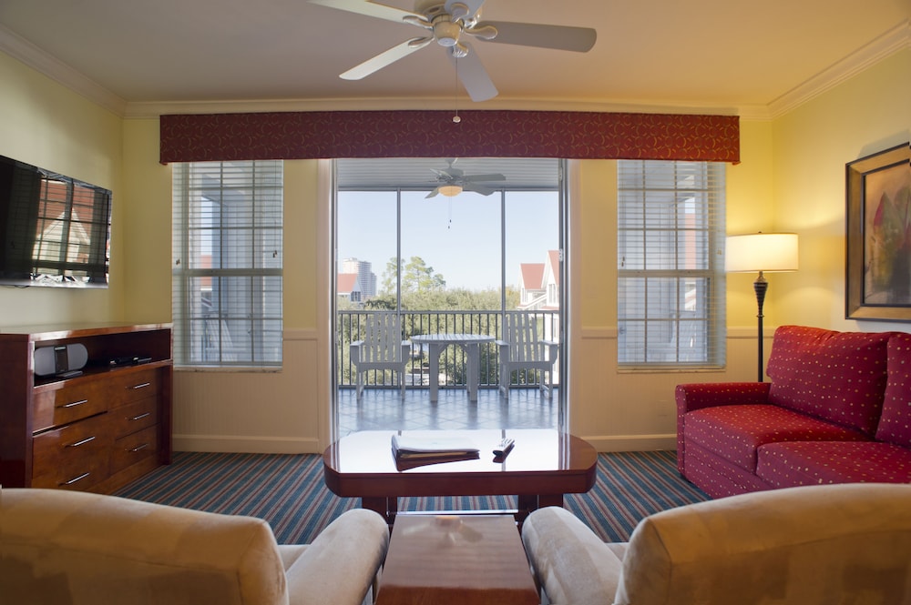 Hilton Vacation Club Grand Beach Orlando — Hotel rooms in Orlando, Florida