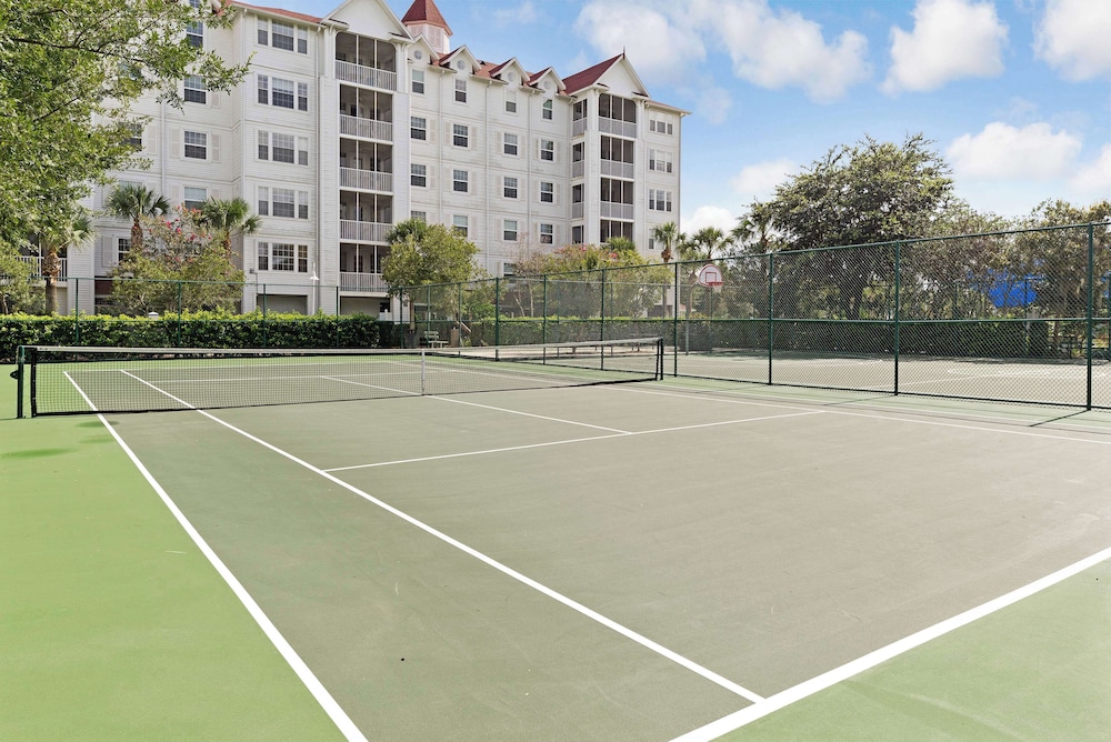 Hilton Vacation Club Grand Beach Orlando — Sports & recreation in Orlando, Florida