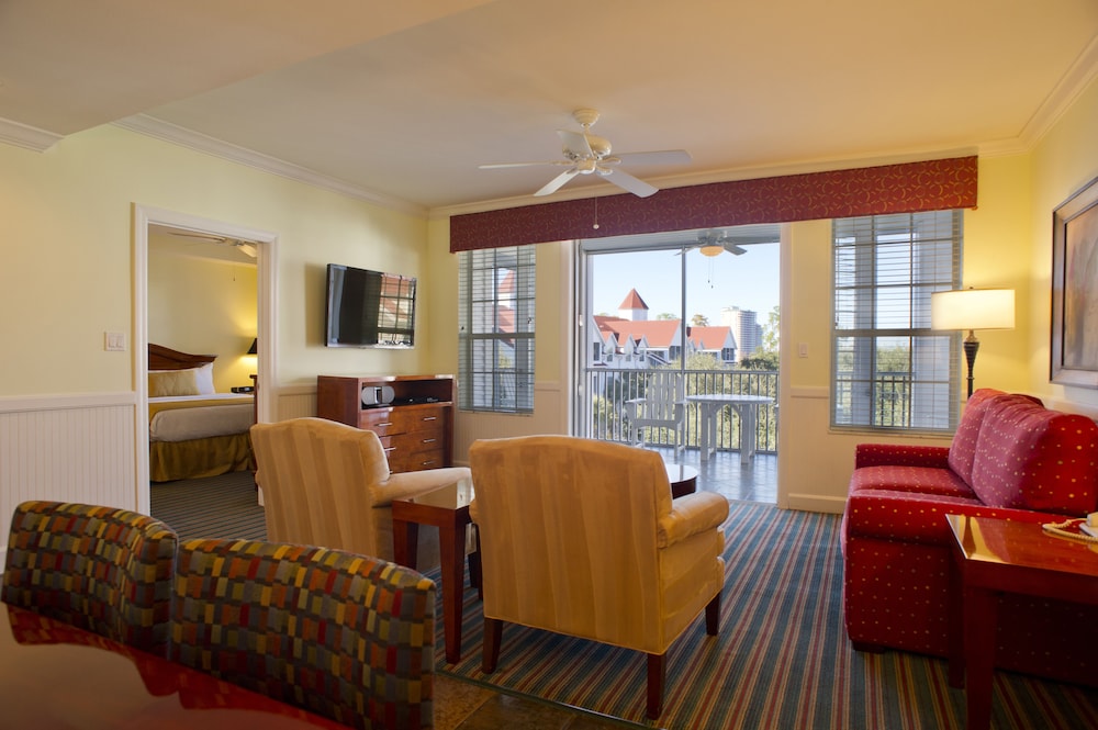 Hilton Vacation Club Grand Beach Orlando — Hotel rooms in Orlando, Florida