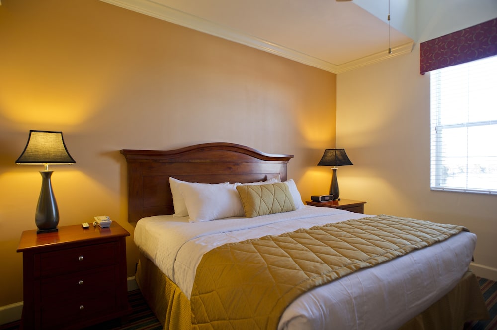 Hilton Vacation Club Grand Beach Orlando — Hotel rooms in Orlando, Florida