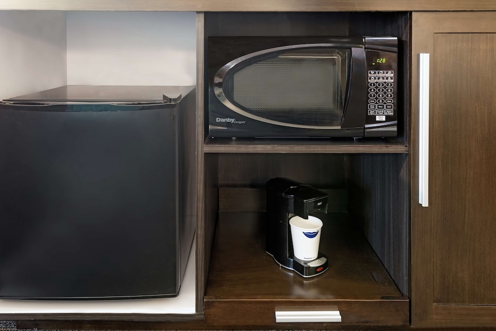 Hampton Inn Orlando Near Universal Blv/International Dr — Hotel rooms in Orlando, Florida
