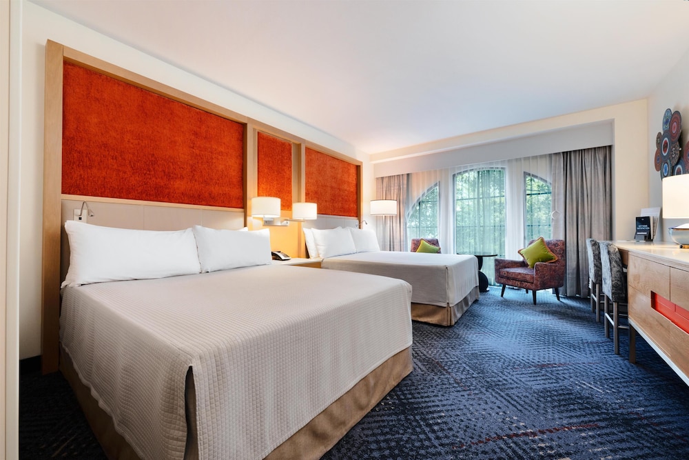 Universal's Hard Rock Hotel — Hotel rooms in Orlando, Florida