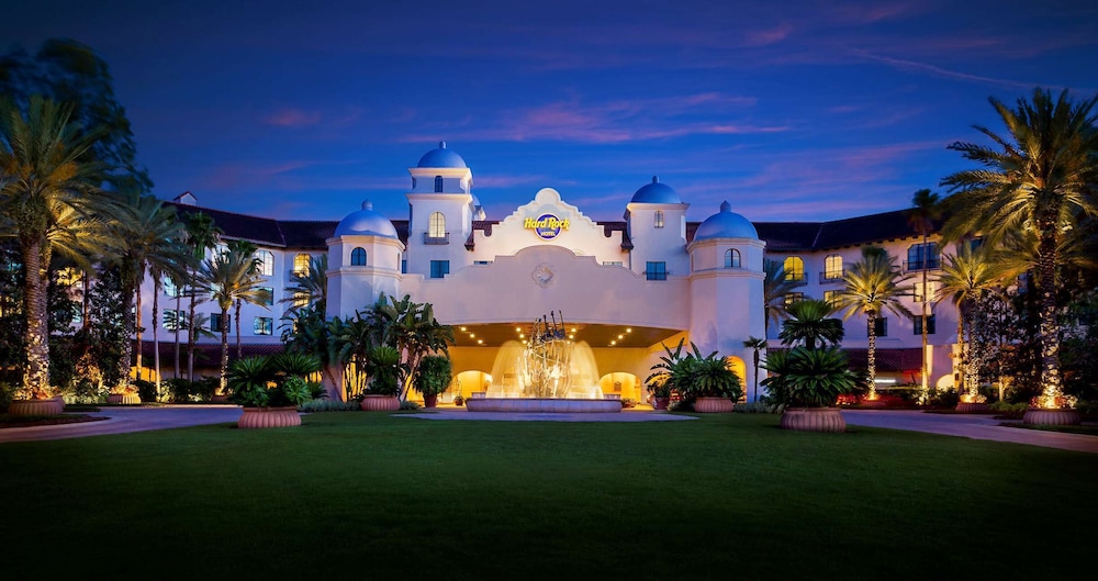 Universal's Hard Rock Hotel — Hotel building in Orlando, Florida