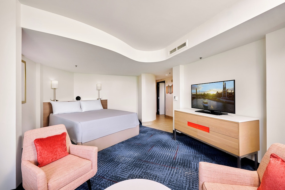 Universal's Hard Rock Hotel — Hotel rooms in Orlando, Florida