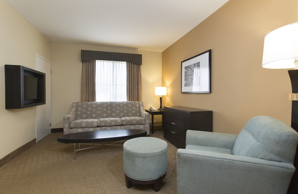 staySky Suites - I Drive Orlando — Hotel rooms in Orlando, Florida