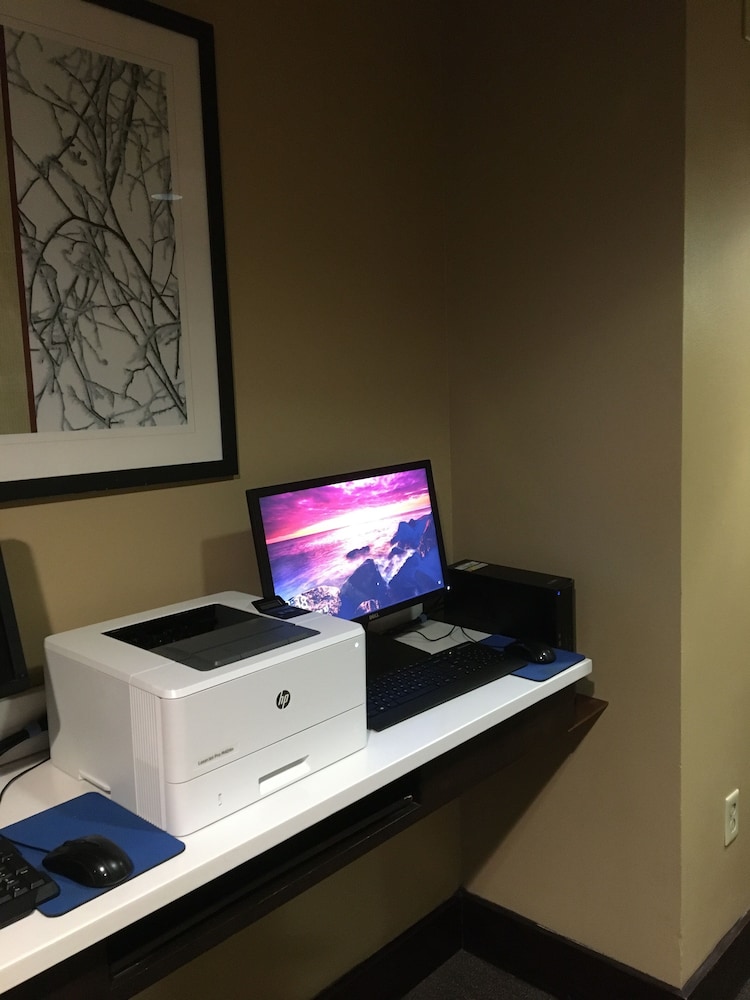 staySky Suites - I Drive Orlando — Hotel rooms in Orlando, Florida