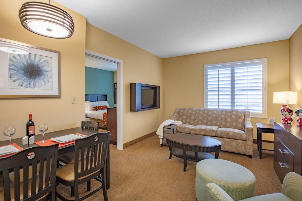 staySky Suites - I Drive Orlando — Hotel rooms in Orlando, Florida